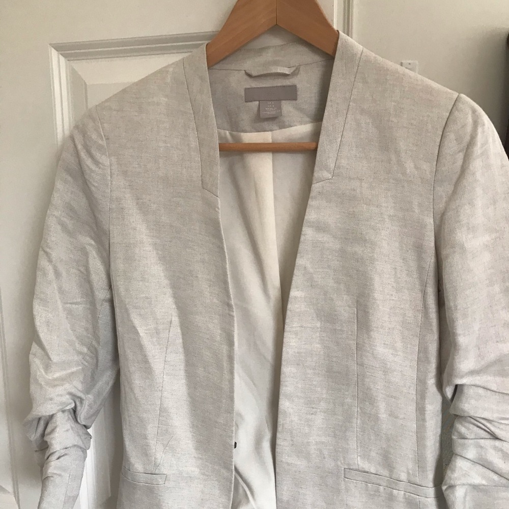 H&M blazer size 2